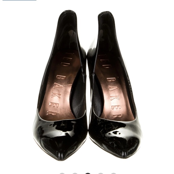 EUC TED BAKER
Patent Leather D'Orsay Pumps - Picture 4 of 4